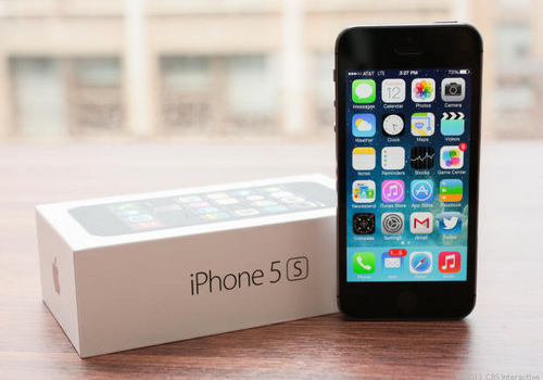 iPhone 5s chính hãng “cướp mồi ngon” của hàng xách tay